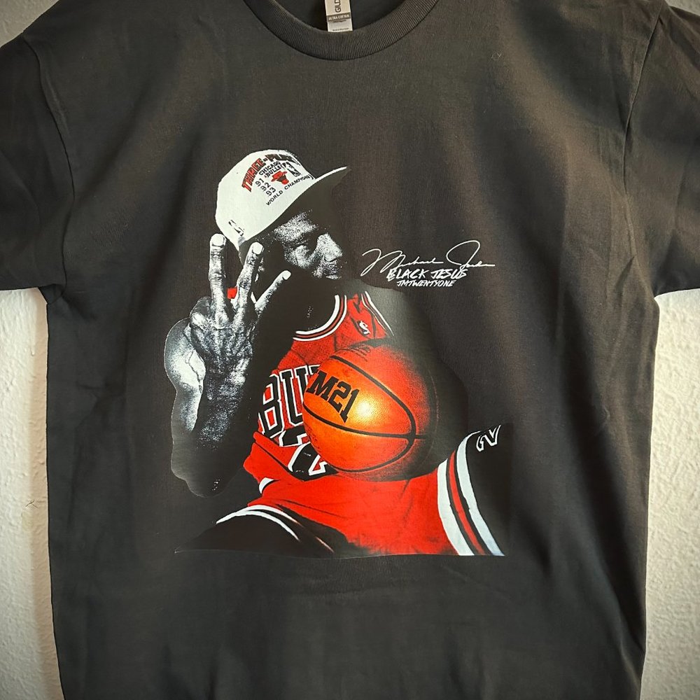MICHAEL JORDAN SHIRT - Picture 3 of 4